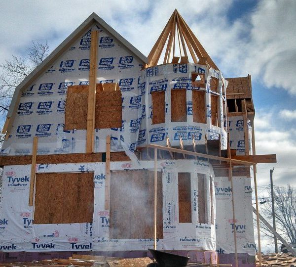 525150_395984423830506_230009475_n